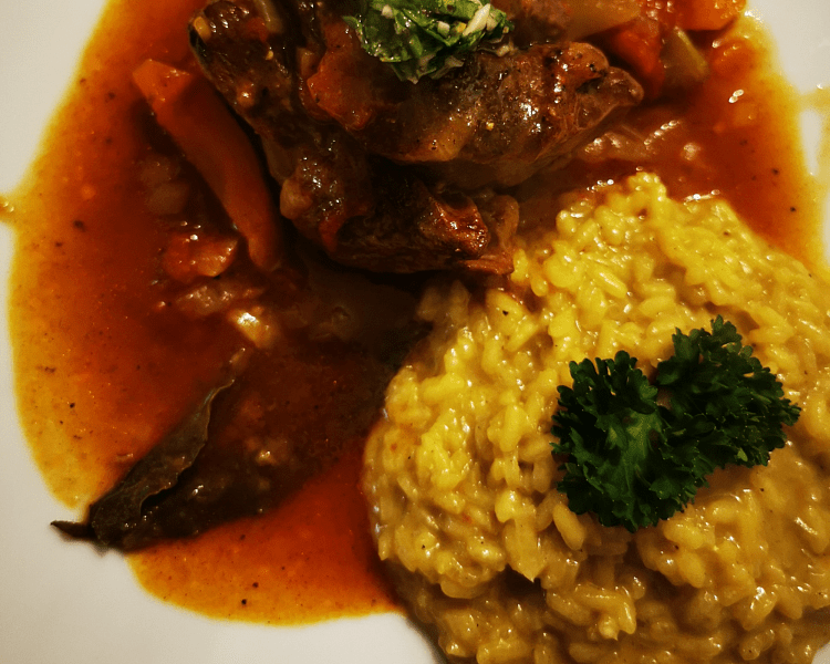 Damwild-Knochen mit Loch - Schmorgericht à la Ossobuco mit Gremolata